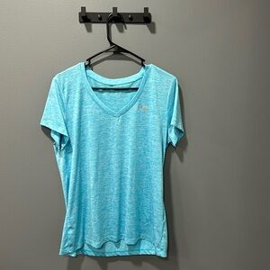 Women’s UA V-neck Tee